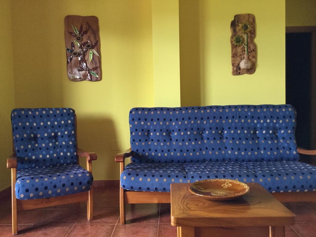 Alojamiento En Entorno Rural Los Trobos Villar de Otero ภายนอก รูปภาพ